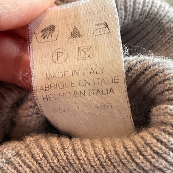 Guido Lombardi, cropped Sweater, gray. EUC - Picture 8 of 9